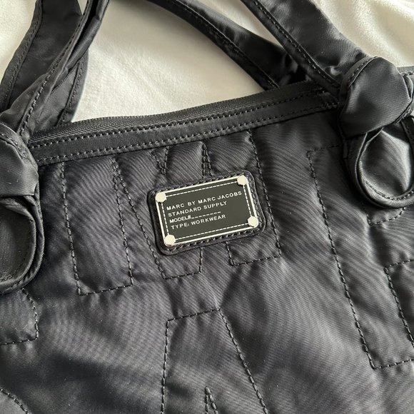 MARC BY MARC JACOBS Nylon 13" Laptop Commuter Case - Picture 4 of 8